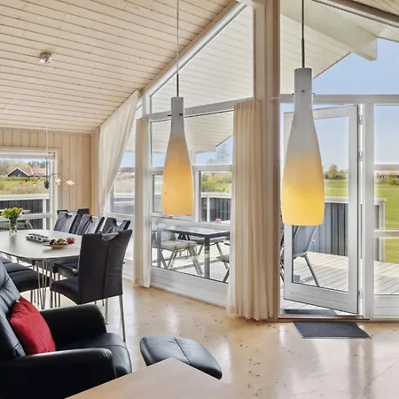 Swanhild - 900m From The Sea By Interhome Feriehus Bøtø By